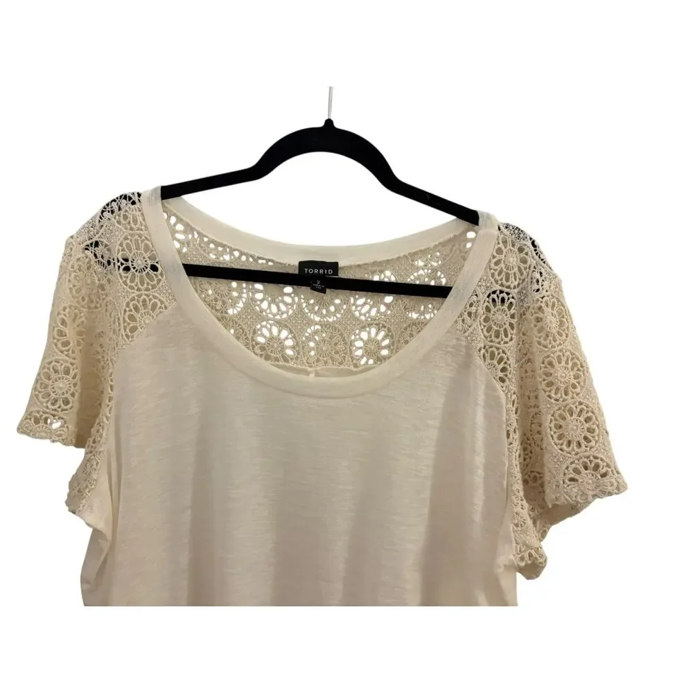 Torrid Tunic Blouse Cream semi-sheer 18/20 Lace Crotchet Back Feminine Boho